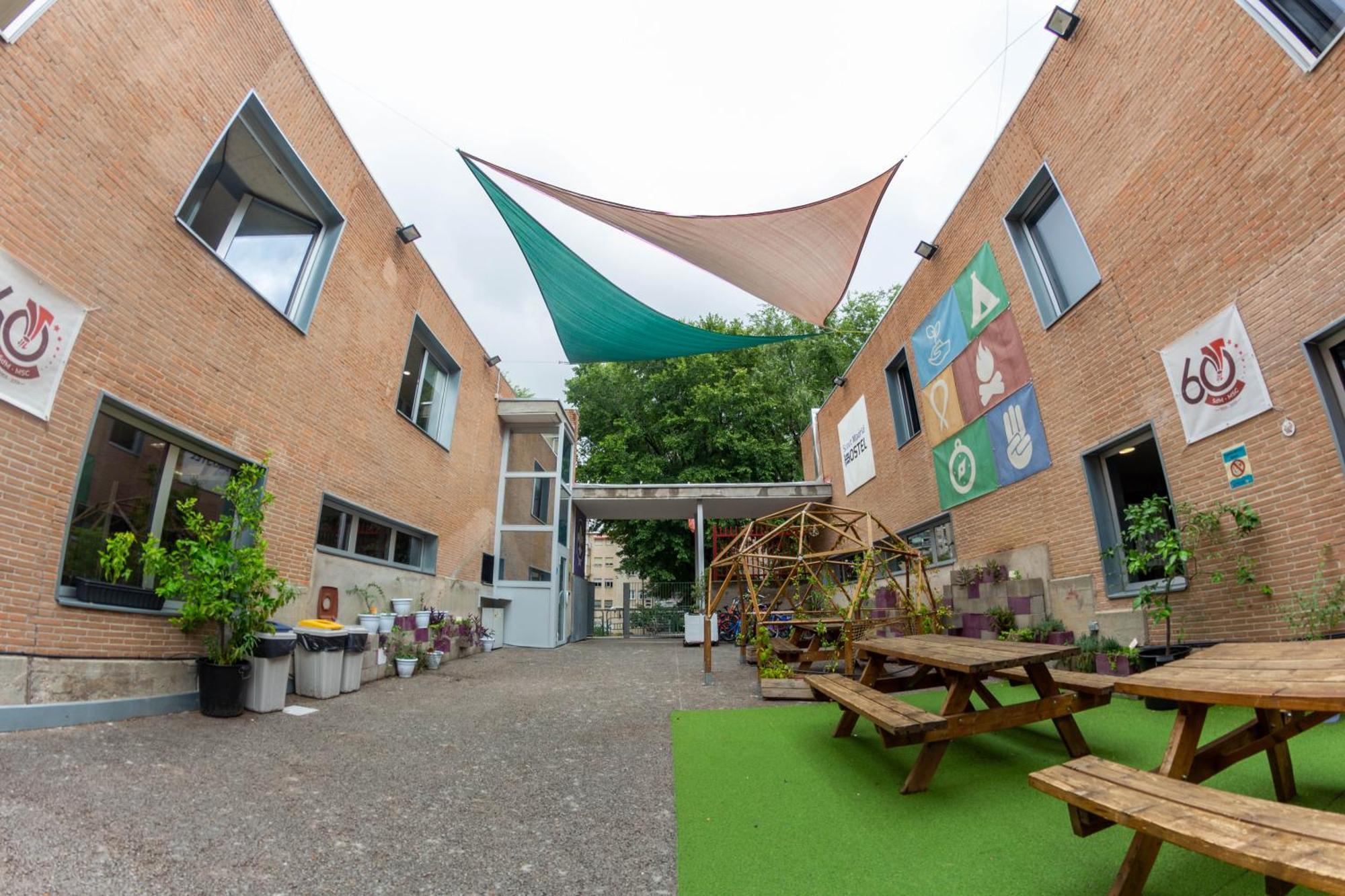 Scout Madrid Hostel — Photos 1